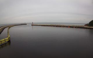 Mrzeżyno wejście do portu - 02-11-2025 11:09