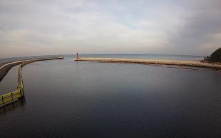 Mrzeżyno wejście do portu - 18-12-2025 12:42