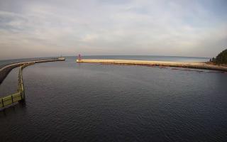 Mrzeżyno wejście do portu - 18-12-2025 13:13