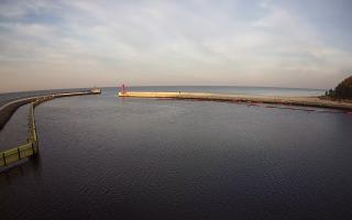 Mrzeżyno wejście do portu - 18-12-2025 13:43