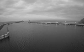 Mrzeżyno wejście do portu - 18-12-2025 06:48