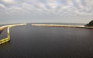 Mrzeżyno wejście do portu - 18-12-2025 08:51