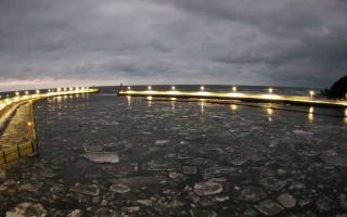Mrzeżyno wejście do portu - 14-02-2026 16:27