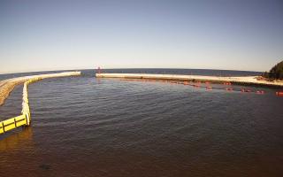 Mrzeżyno wejście do portu - 21-03-2026 09:47