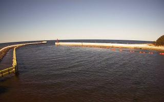 Mrzeżyno wejście do portu - 21-03-2026 13:38