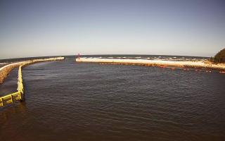 Mrzeżyno wejście do portu - 04-04-2026 11:43