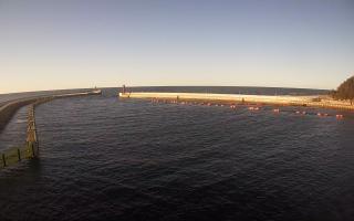 Mrzeżyno wejście do portu - 28-04-2026 16:58