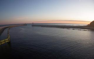 Mrzeżyno wejście do portu - 28-04-2026 03:38