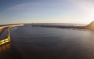 Mrzeżyno wejście do portu - 28-04-2026 04:25