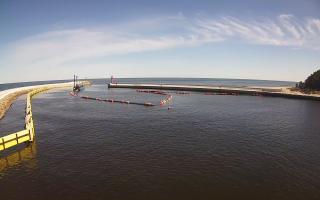 Mrzeżyno wejście do portu - 28-04-2026 07:29