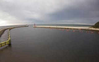 Mrzeżyno wejście do portu - 18-05-2026 16:37