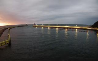 Mrzeżyno wejście do portu - 18-05-2026 19:26