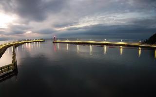Mrzeżyno wejście do portu - 12-06-2026 20:14