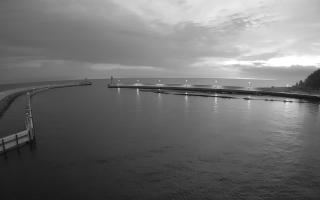 Mrzeżyno wejście do portu - 01-08-2026 02:38