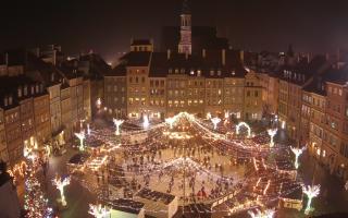 Warszawa Rynek Starego Miasta - 17-12-2025 19:05