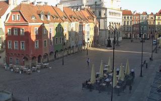 Poznań Stary Rynek Ratusz - 17-03-2026 06:54