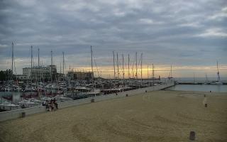 Gdynia plaża miejska - 27-07-2024 05:11