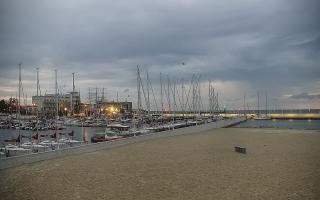 Gdynia plaża miejska - 17-09-2025 04:03