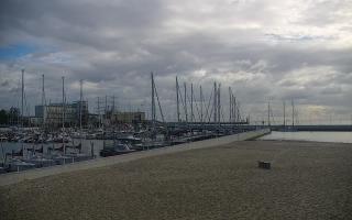 Gdynia plaża miejska - 17-09-2025 07:23