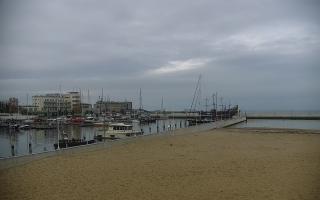 Gdynia plaża miejska - 02-11-2025 06:51