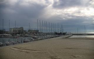 Gdynia plaża miejska - 17-04-2026 06:21