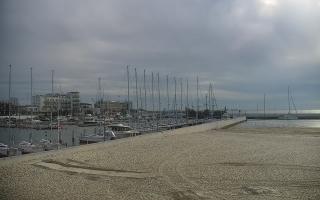 Gdynia plaża miejska - 17-04-2026 06:29