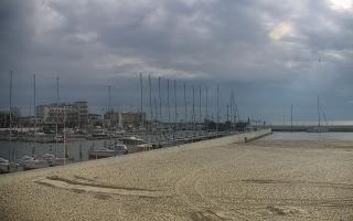 Gdynia plaża miejska - 17-04-2026 07:00