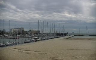 Gdynia plaża miejska - 17-04-2026 07:15