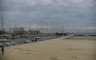 Gdynia plaża miejska - 17-04-2026 07:46