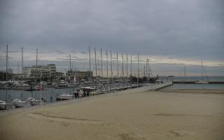 Gdynia plaża miejska - 17-04-2026 08:02