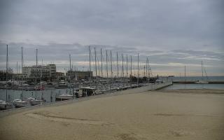 Gdynia plaża miejska - 17-04-2026 08:17