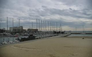 Gdynia plaża miejska - 17-04-2026 08:48