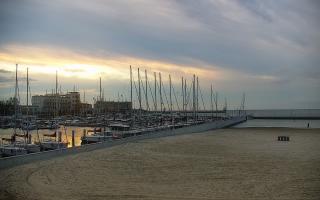 Gdynia plaża miejska - 13-05-2026 03:01