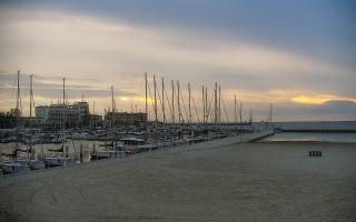 Gdynia plaża miejska - 13-05-2026 03:24