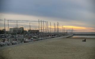Gdynia plaża miejska - 13-05-2026 03:40