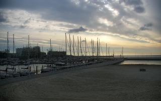 Gdynia plaża miejska - 13-05-2026 04:57