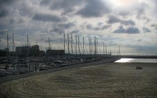 Gdynia plaża miejska - 13-05-2026 05:35