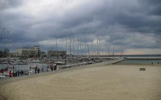 Gdynia plaża miejska - 13-05-2026 06:43