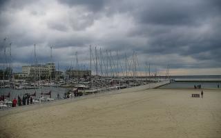 Gdynia plaża miejska - 13-05-2026 06:51