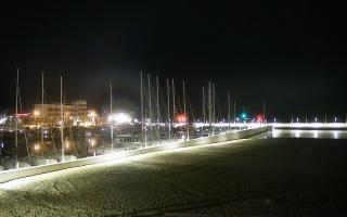 Gdynia plaża miejska - 13-05-2026 20:56