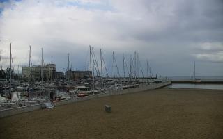 Gdynia plaża miejska - 13-06-2026 15:22