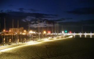 Gdynia plaża miejska - 14-06-2026 00:15