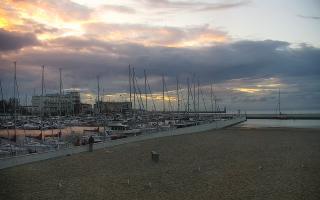 Gdynia plaża miejska - 14-06-2026 02:15