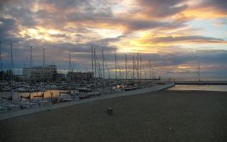 Gdynia plaża miejska - 14-06-2026 02:30