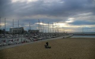 Gdynia plaża miejska - 14-06-2026 03:09
