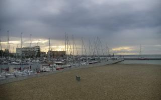 Gdynia plaża miejska - 14-06-2026 03:47