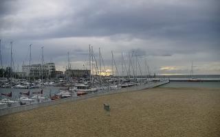 Gdynia plaża miejska - 14-06-2026 04:03