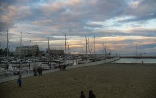 Gdynia plaża miejska - 15-06-2026 18:42
