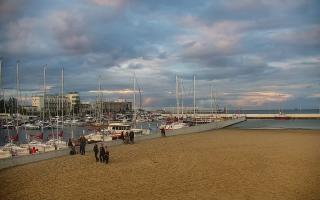 Gdynia plaża miejska - 15-06-2026 18:57