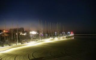 Gdynia plaża miejska - 03-08-2026 01:21